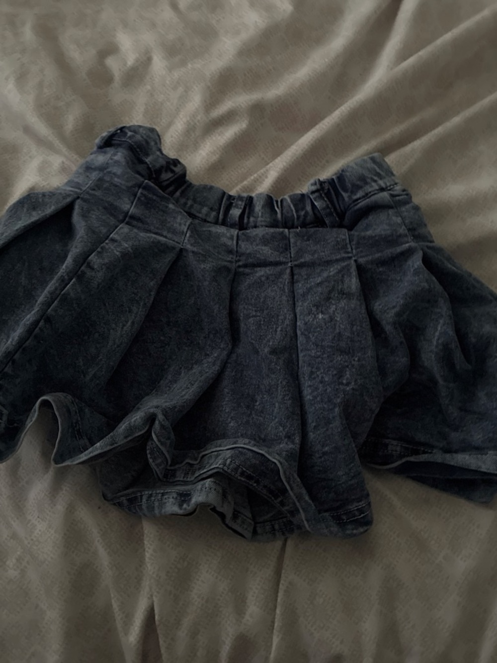 Dark Wash Denim Pleated Women’s Shorts